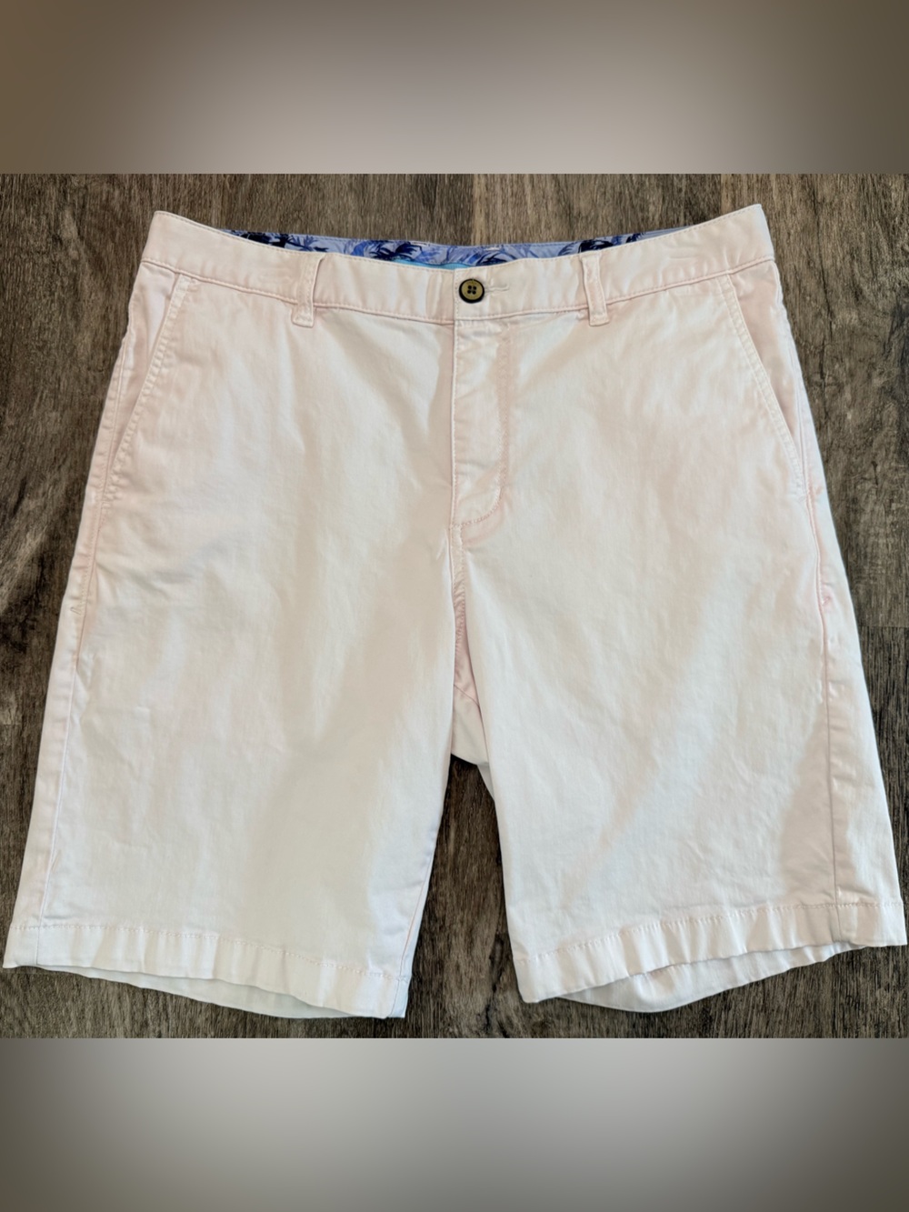 Tommy Bahama Boracay Chino Shorts Mens 34 Stretch Flat Front Shellrosa Tencel